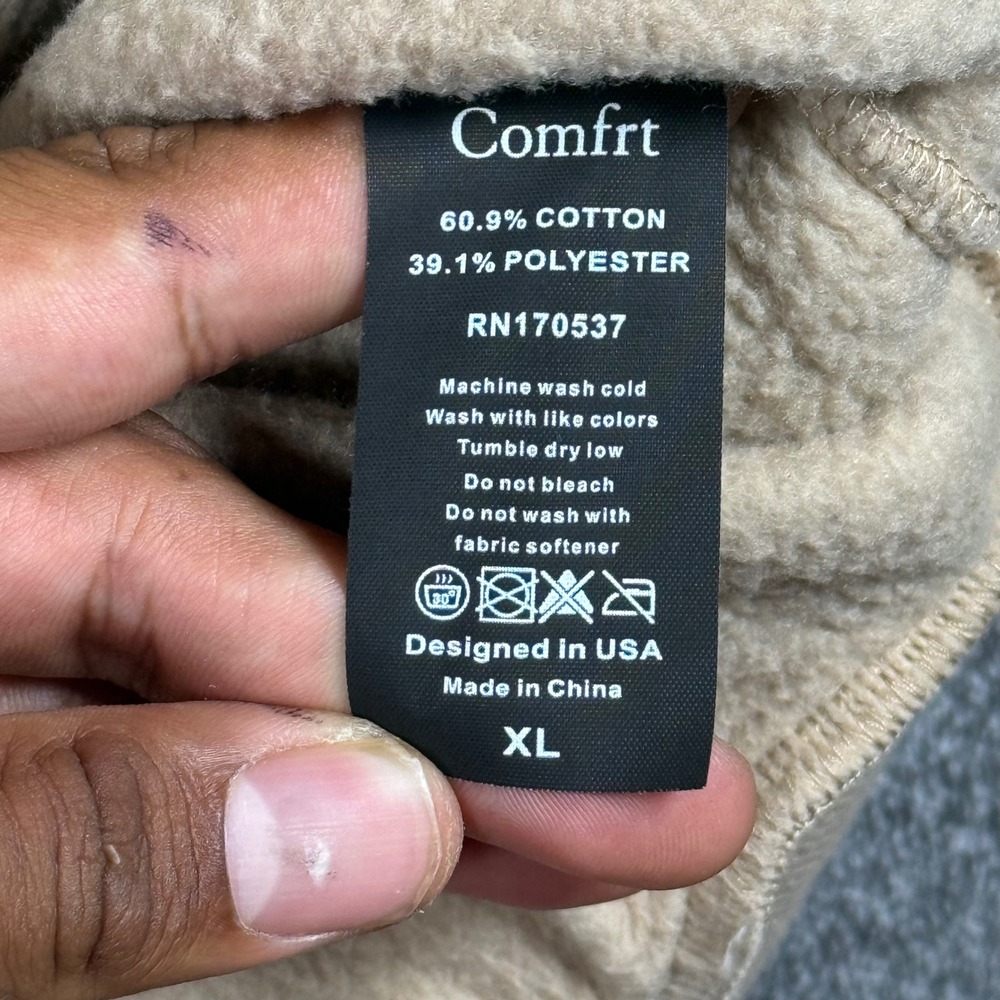 Comfrt Hoodie XL Tan Beige Fleece Pullover Minimalist Logo Mens - Picture 5 of 8